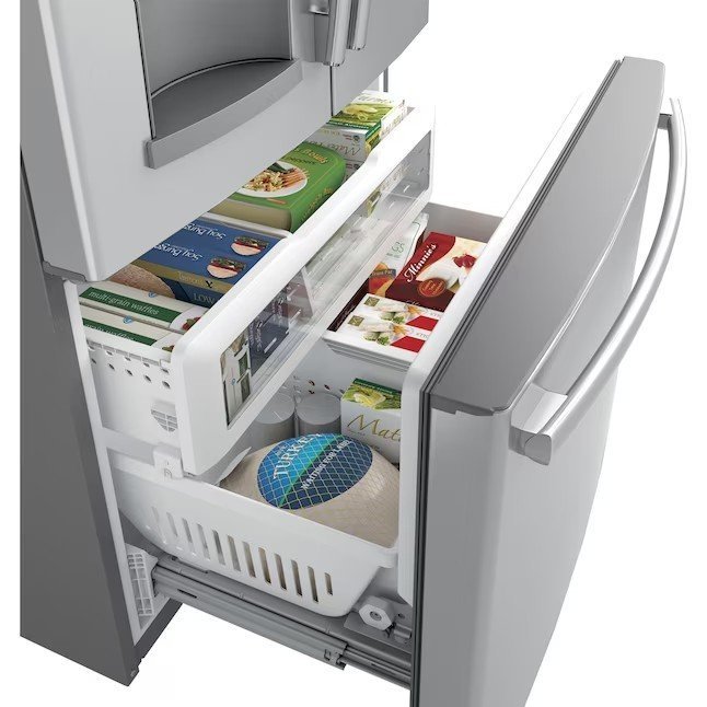 GE 27.7-cu ft French Door Refrigerator with Ice Maker (Fingerprint-resistant Stainless Steel) ENERGY STAR - Image 5