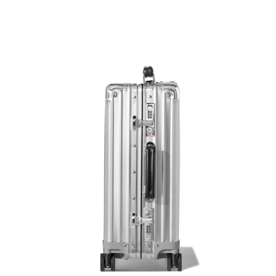 RIMOWA Classic Suitcase - Image 4