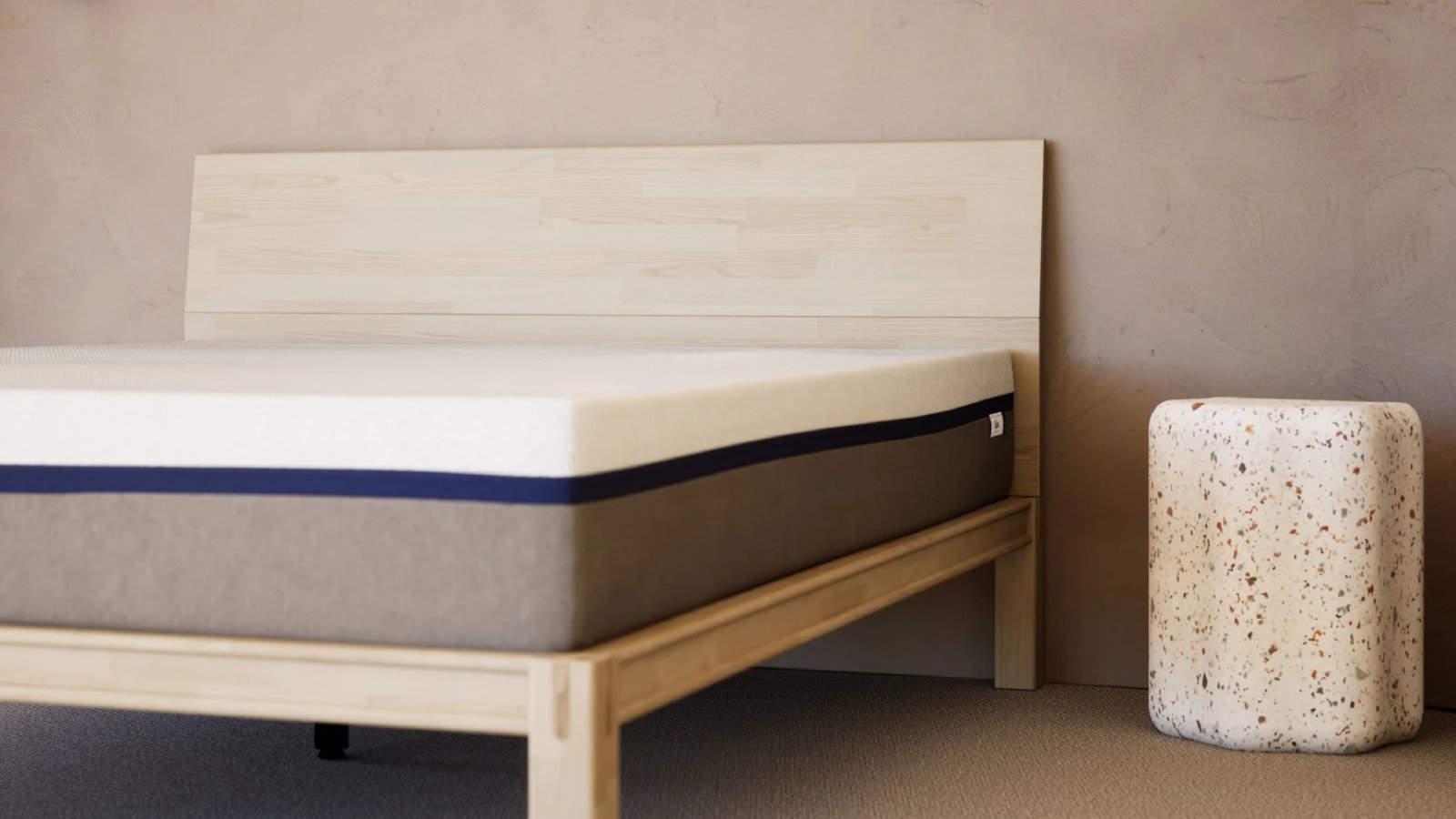 THE INCREDIBLE WOODEN BED - Image 4