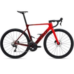 Alternative view of Giant Propel Advanced 2 105 2024 road bike