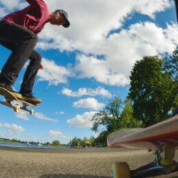 Alternative view of HERO13 Black Skateboard Bundle